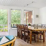 4 Bedroom In Сasa de vacaciones *